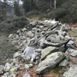 Barraca i carboneres del camí sota l'Hortell
